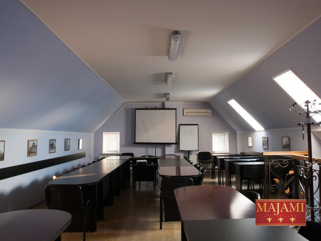 Majami Hotel Кишинёв Экстерьер фото