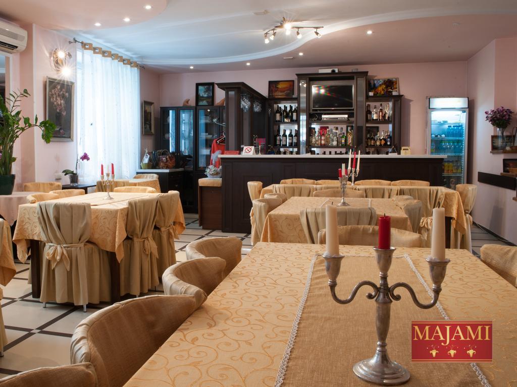 Majami Hotel Кишинёв Экстерьер фото