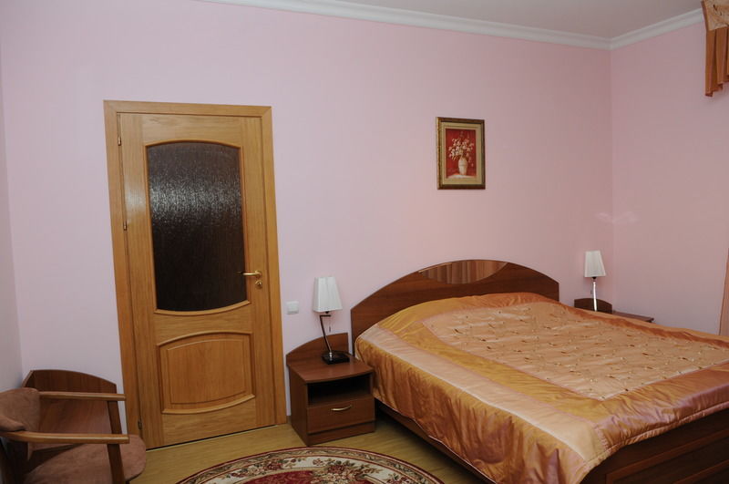 Majami Hotel Кишинёв Экстерьер фото