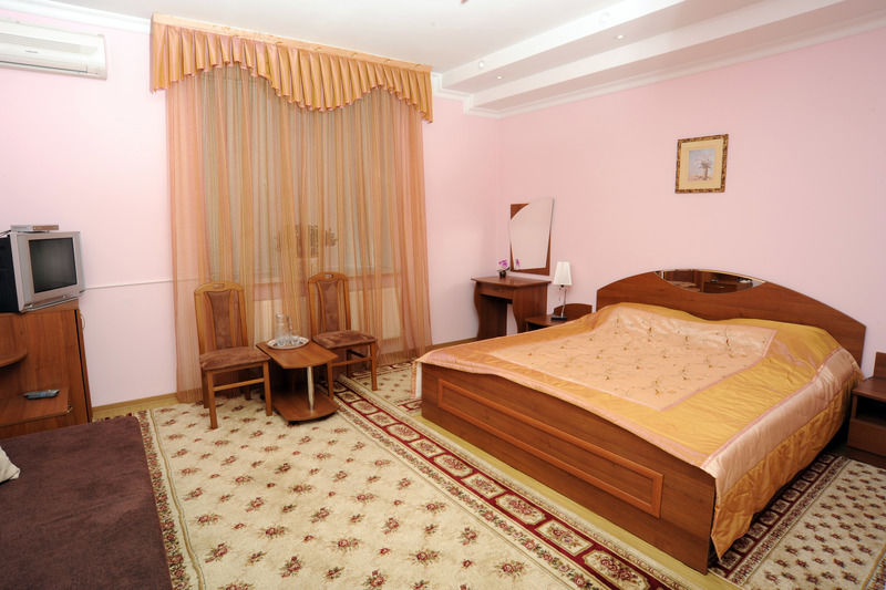 Majami Hotel Кишинёв Экстерьер фото