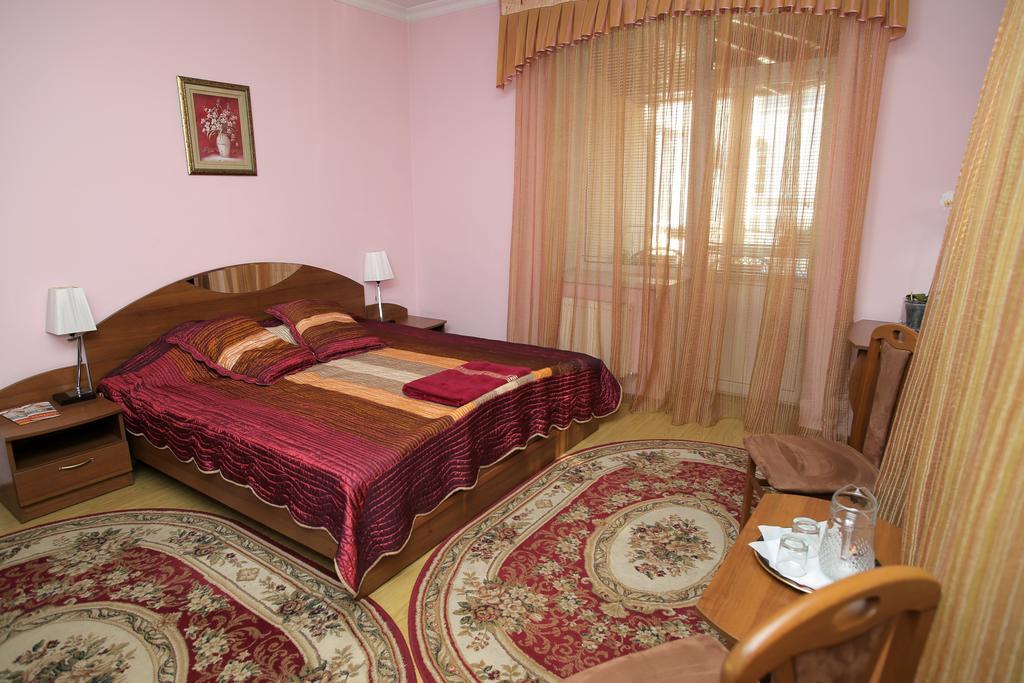 Majami Hotel Кишинёв Экстерьер фото